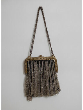 Antique 1920s Art Deco Silver Beaded Flapper Ornate Kiss-Lock Frame Purse Clutch